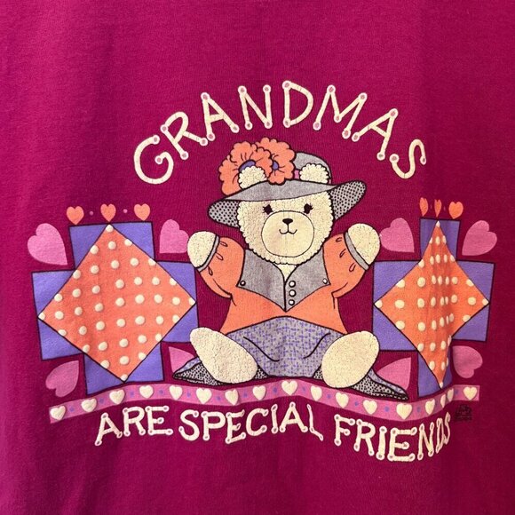 Vintage 1994 T-Shirt "Grandma's are Special Friends" Made in USA Size M Maroon - Picture 3 of 9